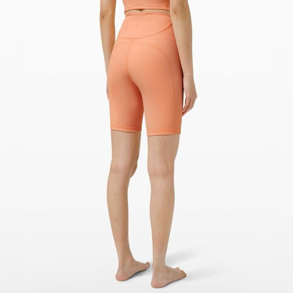 Lululemon Ribbed Contoured High Rise Short 8" Size 2 - Picture 4 of 10